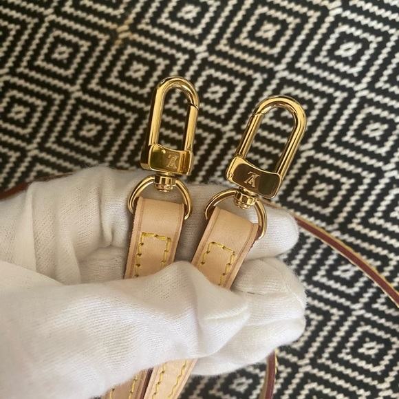 Spontini Monogram - Picture 13 of 16